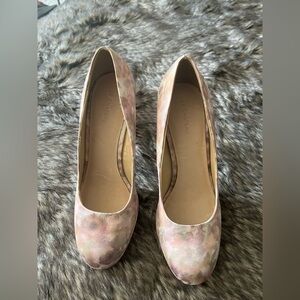 Le Chateau Women's Floral Heels - Pink and Cream